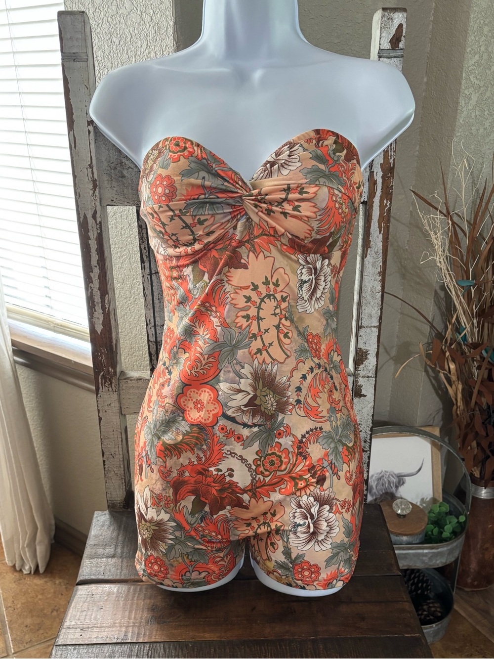Vintage Style Peach and Orange Floral Strapless Romper NEW